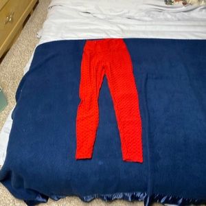 The famous “tik tok leegings” red. One size fits all.